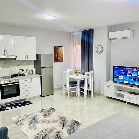 Albis Apartment 2 Tirana Exterior photo